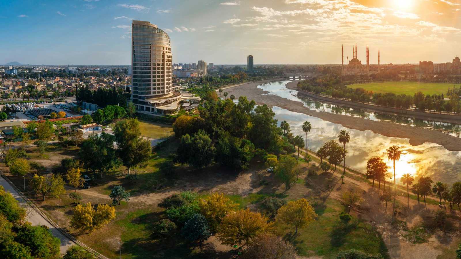 تركيا.. خلاف بين جيران يتحول لمعركة مسلحة (فيديو)