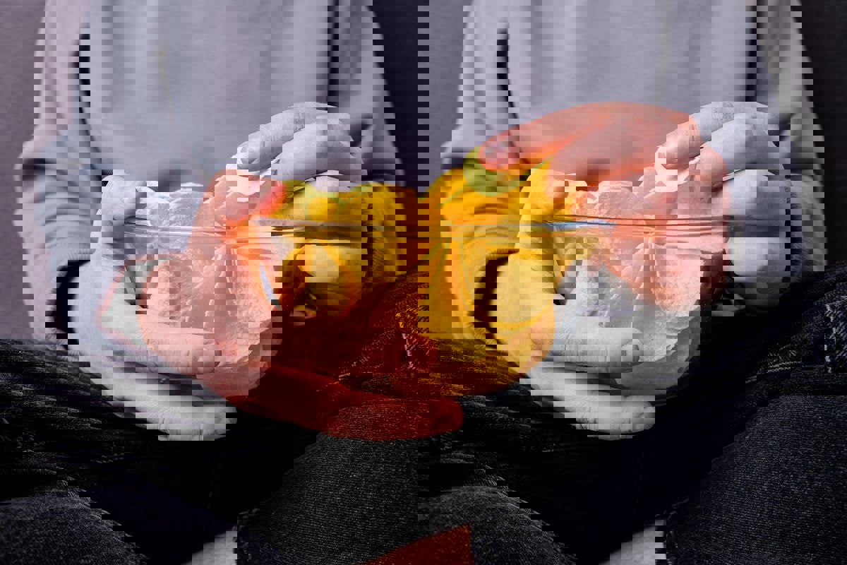 رقاقة بطاطا حارة تقتل مراهقًا 