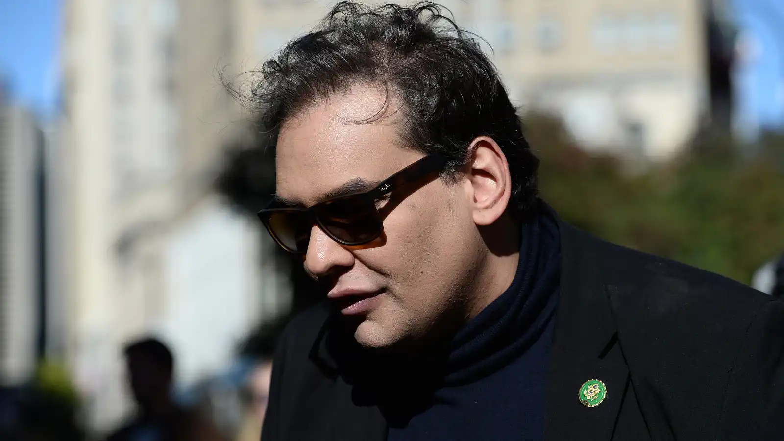 أمر بإفراج فوري.. ترامب يخفف عقوبة النائب السابق سانتوس