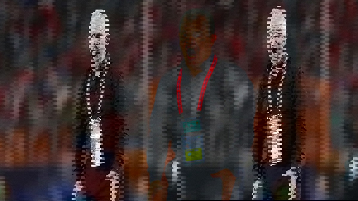 خافيير أجيري غير سعيد بأداء منتخب مصر أمام زيمبابوي ويعد بالأفضل