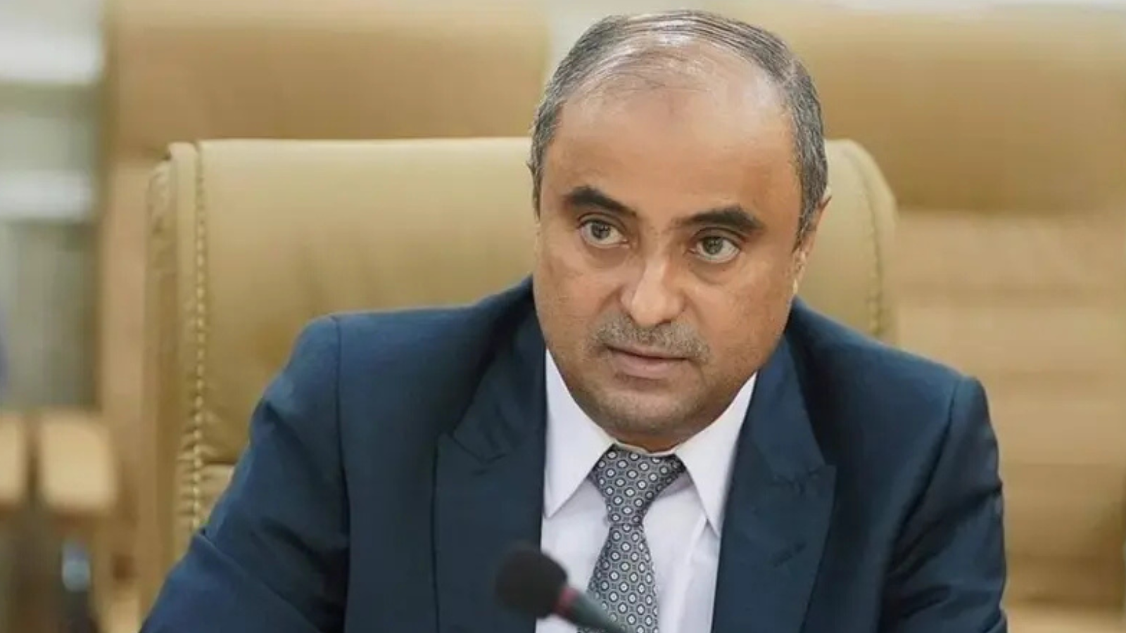 "لحظة حرجة".. هل يمثل تعيين بن بريك "بداية النهاية" للحوثيين؟