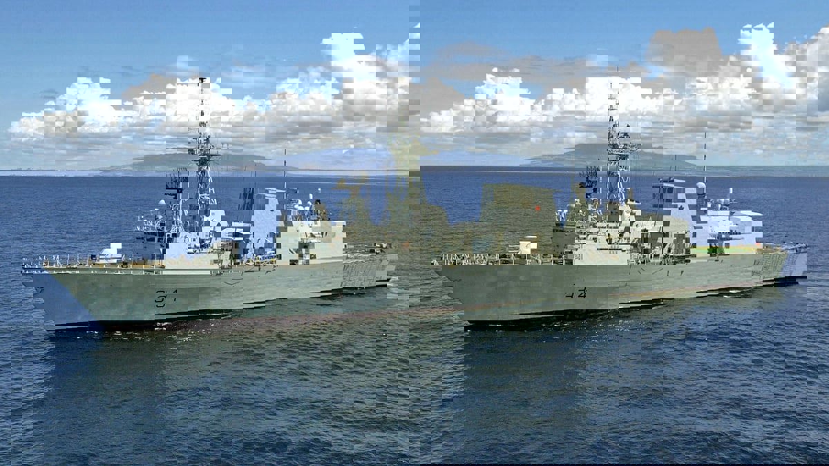 إيران تدعو سفن الصيد الصينية إلى مغادرة مياهها