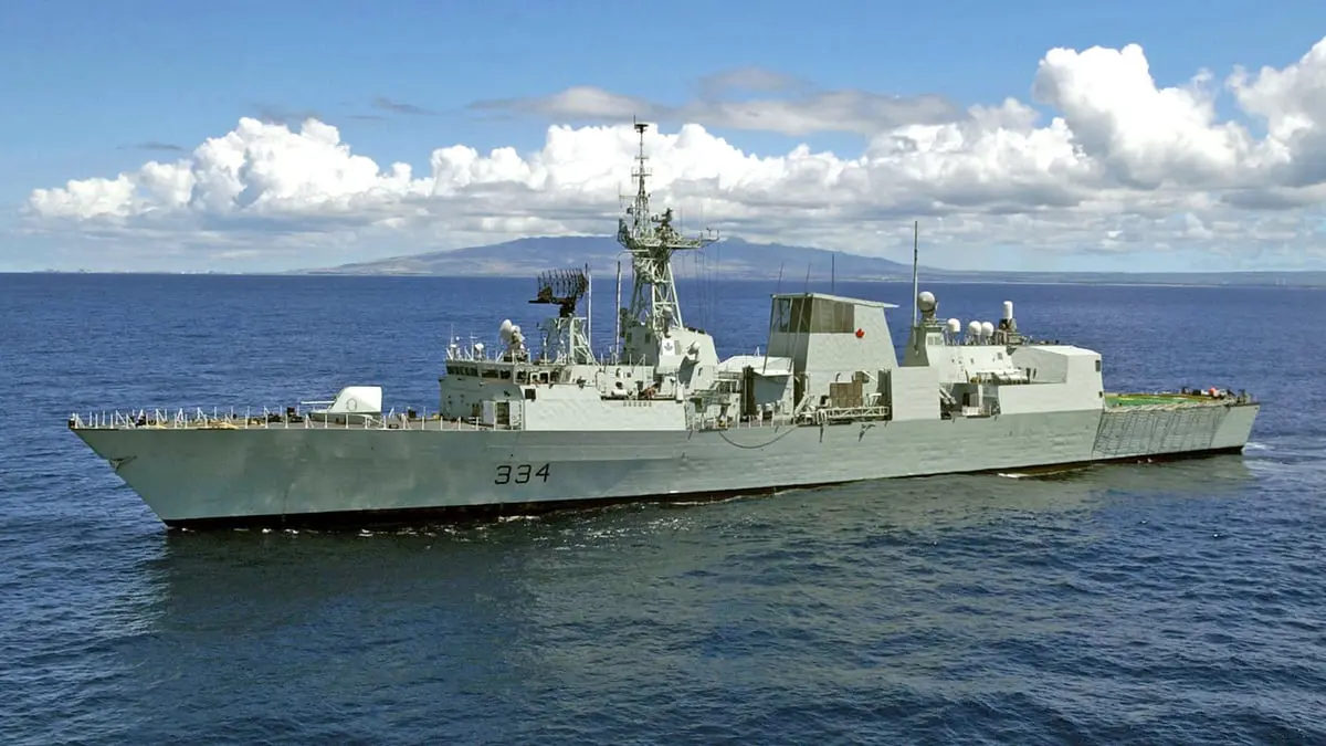 إيران تدعو سفن الصيد الصينية إلى مغادرة مياهها