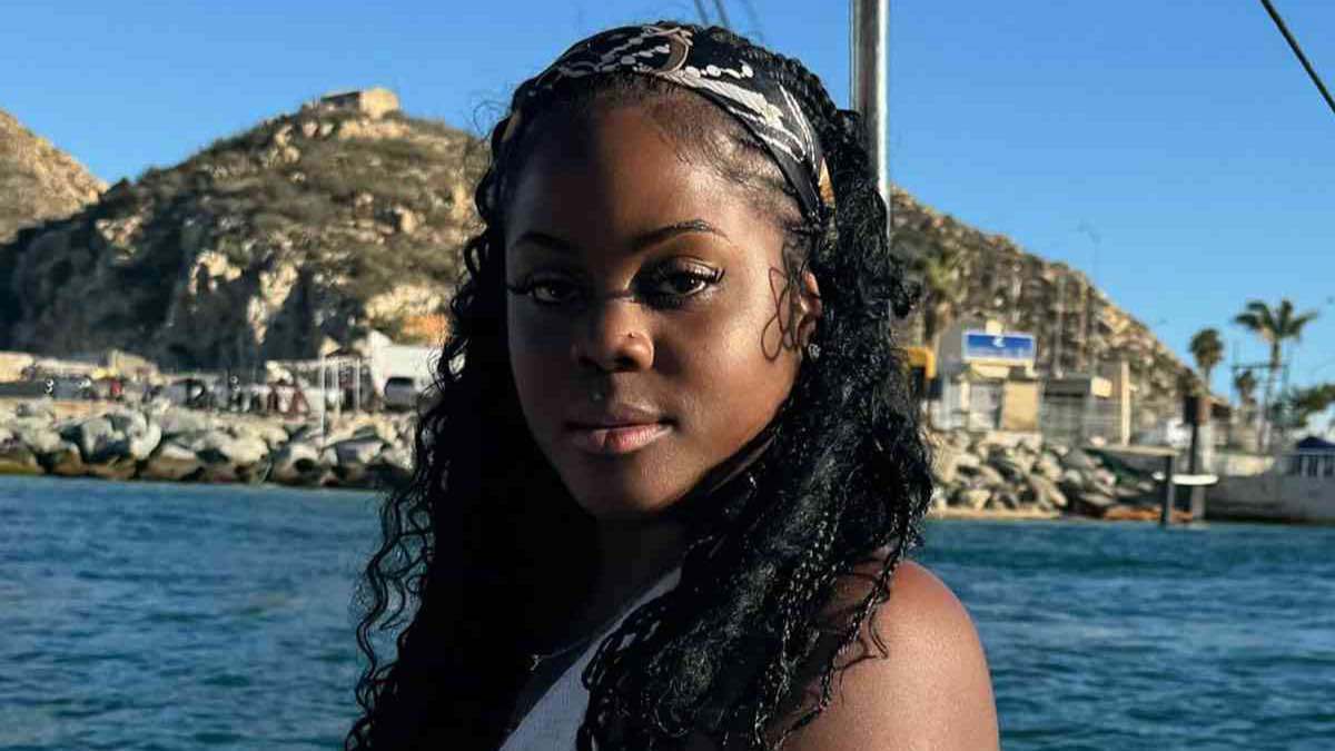 ما سبب وفاة اليوتيوبر أليشا بورني عن 24 عامًا؟