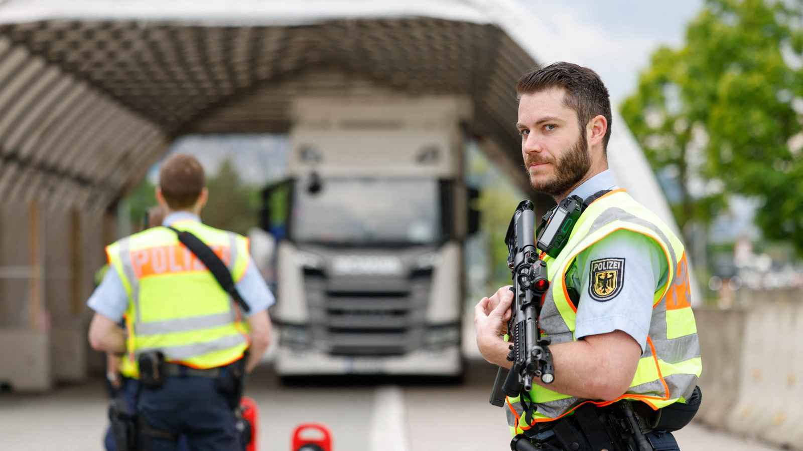 ألمانيا تستنفر.. تمشيط أمني واسع تحسباً لـ "هجوم كبير"