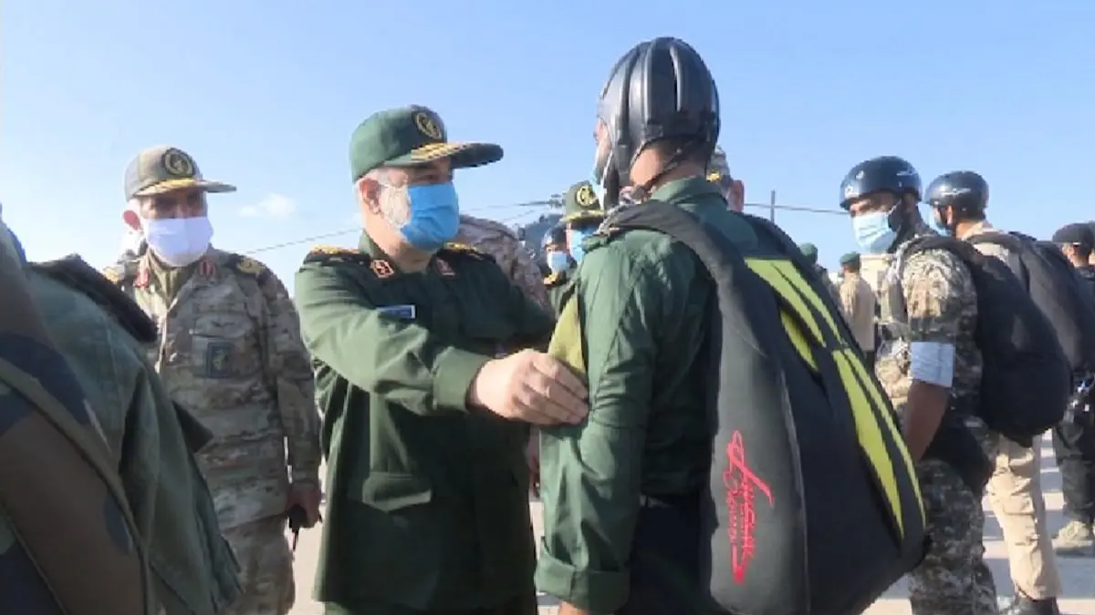 قائد عسكري إيراني يطلق تهديدات من جزيرة "أبو موسى" الإماراتية المحتلة