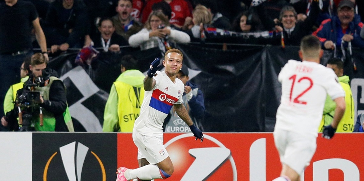 بعد شغب الجماهير.. إيقاف مباراة سانت إتيان وليون بالدوري الفرنسي في الدقيقة 85 (فيديو)