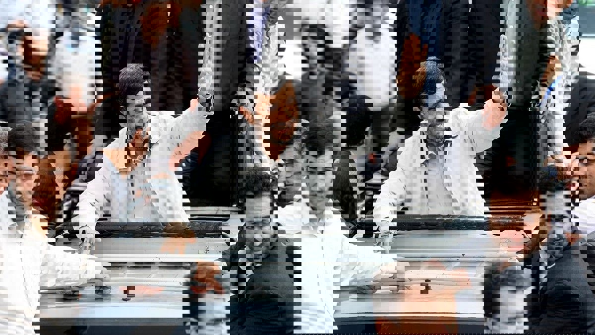 صحيفة كويتية تنقل عن مصادر إيرانية مؤامرة لتصفية أحمدي نجاد