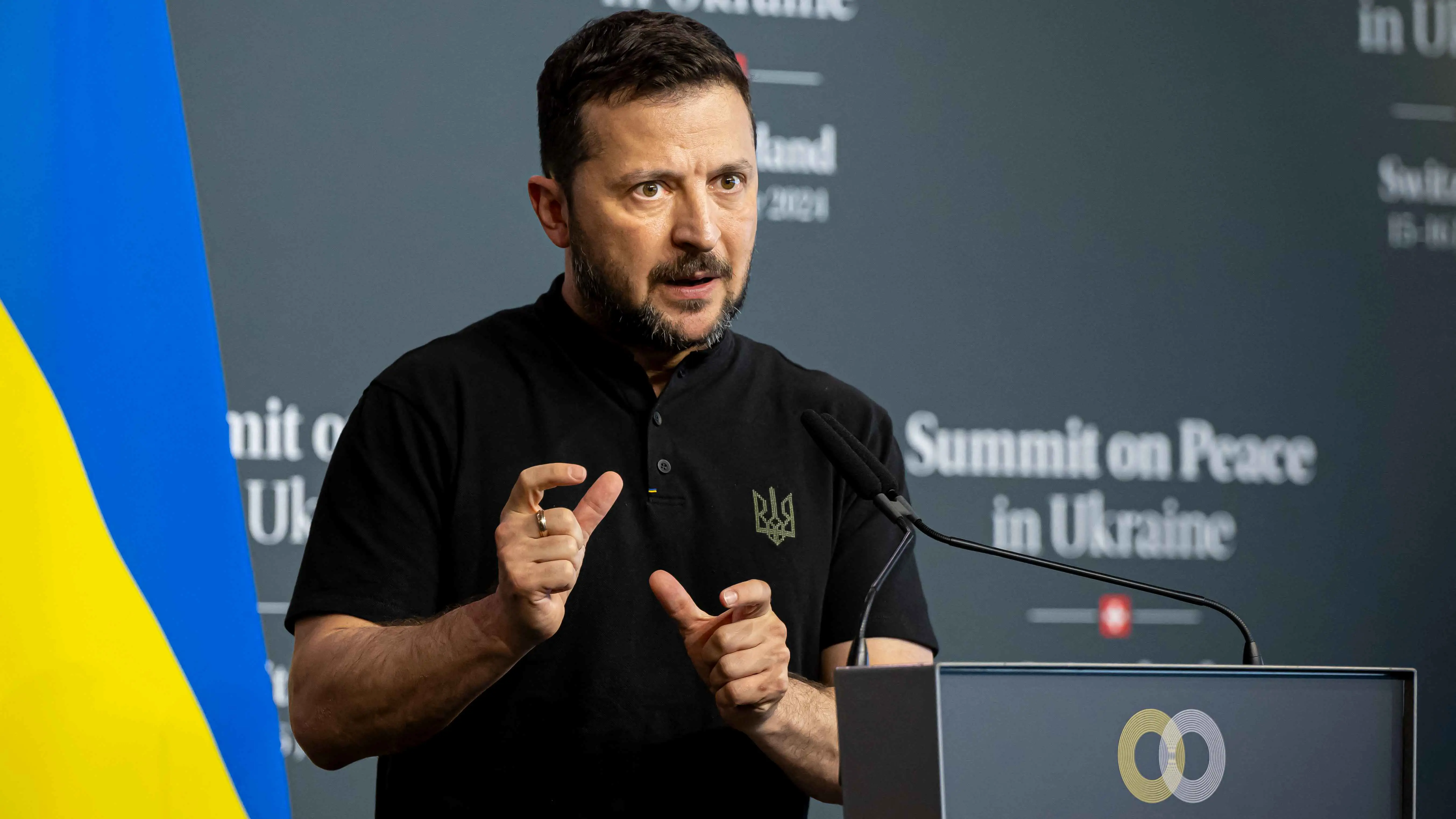 زيلينسكي: الانتخابات الأمريكية تشكل "خطرًا" على أوكرانيا