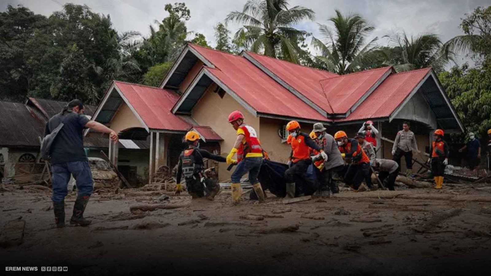 مليون نازح.. فيضانات إندونيسيا تتلاعب بالديموغرافيا (فيديو إرم)