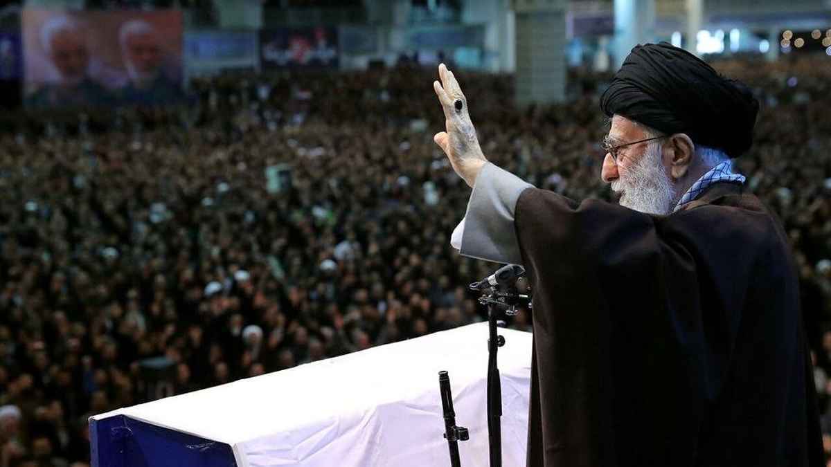 قبيل خطاب مرتقب لخامنئي.. إجراءات أمنية مشددة في إيران (فيديو)