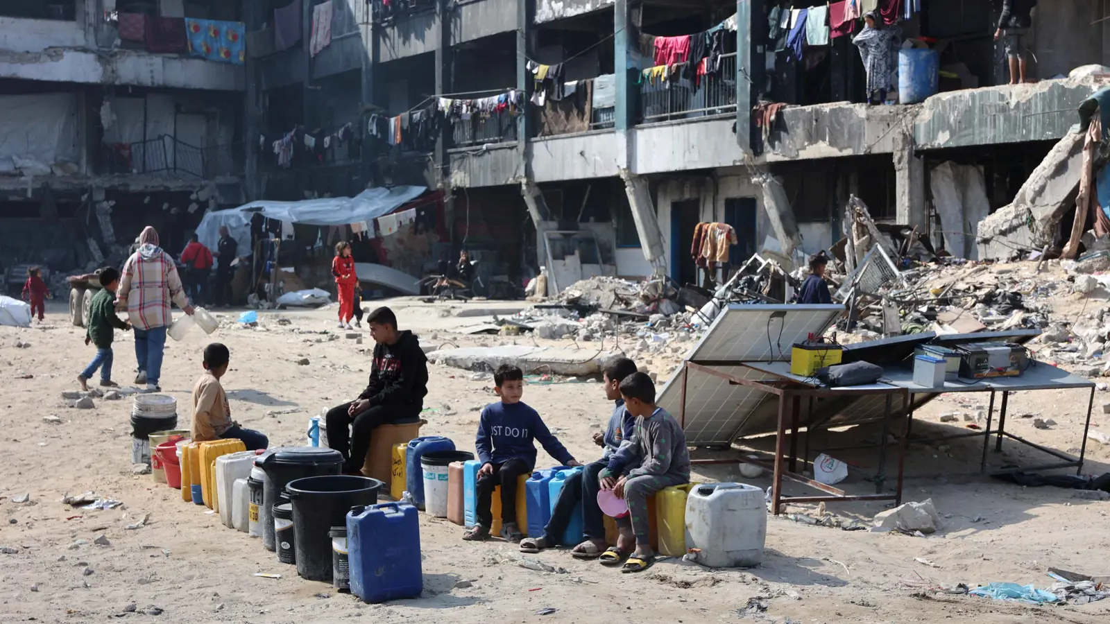 إسرائيل تقترح "نموذج تونس" لإنهاء حرب غزة