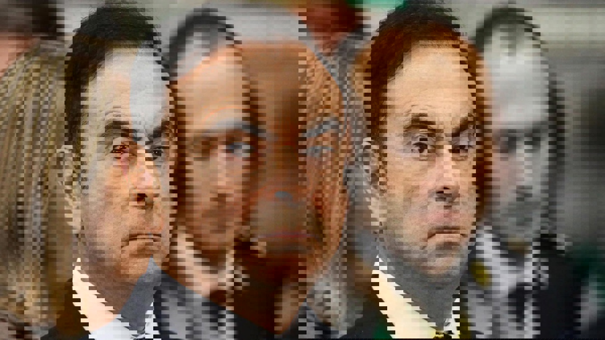 متى قرر كارلوس غصن الهرب من اليابان؟‎