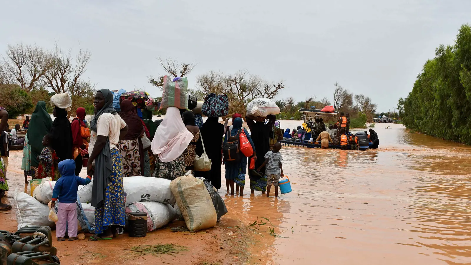 مساعدات الفيضانات تثير خلافًا بين النيجر والاتحاد الأوروبي