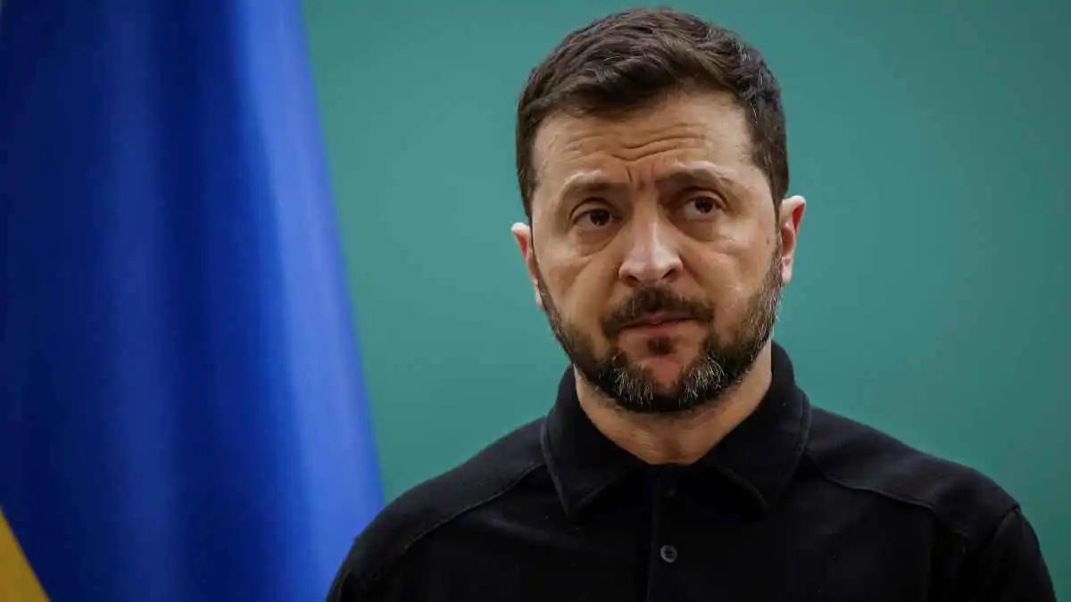 زيلينسكي يشكل وفداً لإجراء مباحثات مع واشنطن حول خطة ترامب للسلام