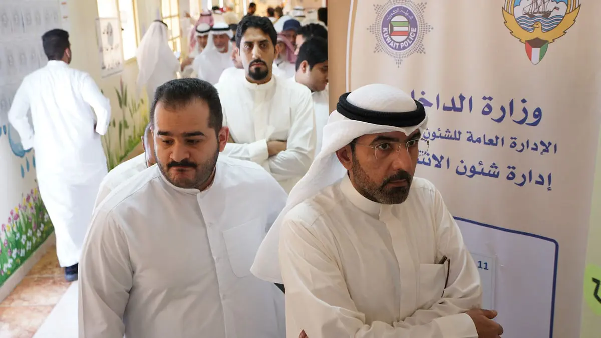 نتائج أولية لانتخابات الكويت.. عودة للمرأة وهزيمة أحزاب معارضة بارزة
