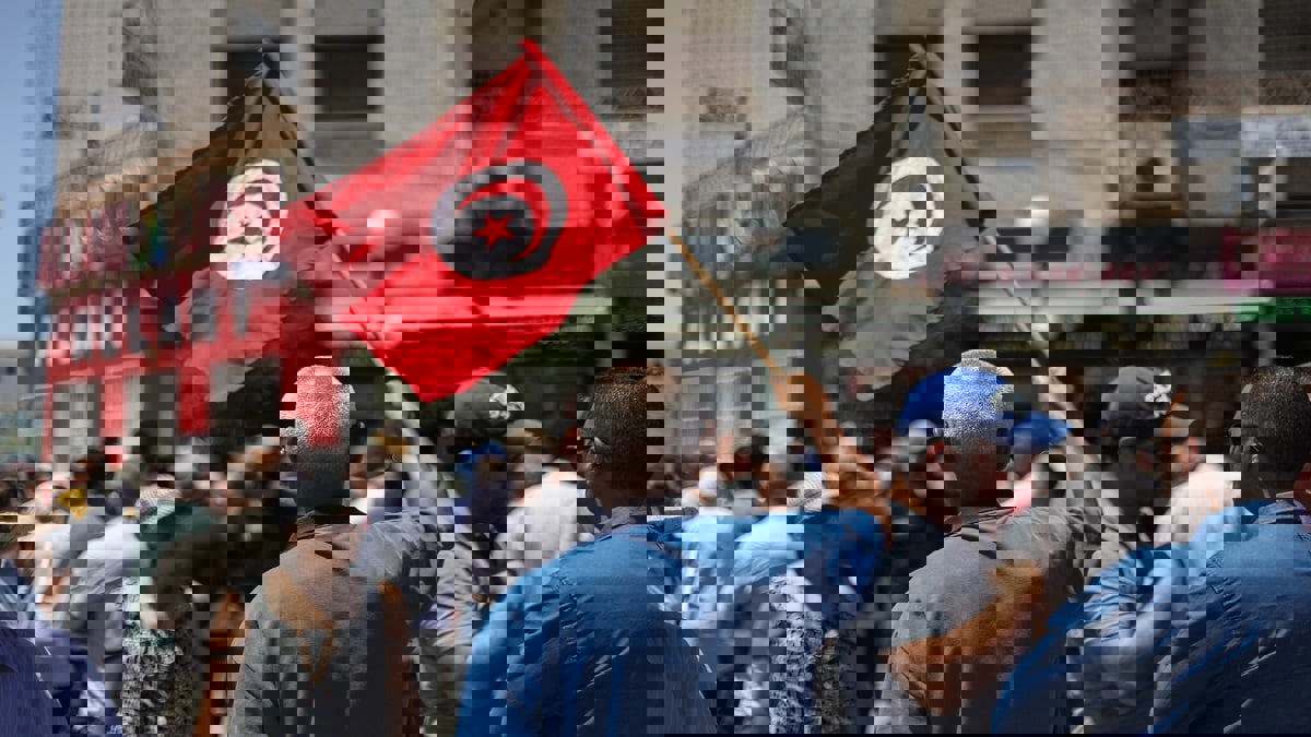 محللون: تضارب رغبات القوى السياسية يعرقل الحوار التونسي