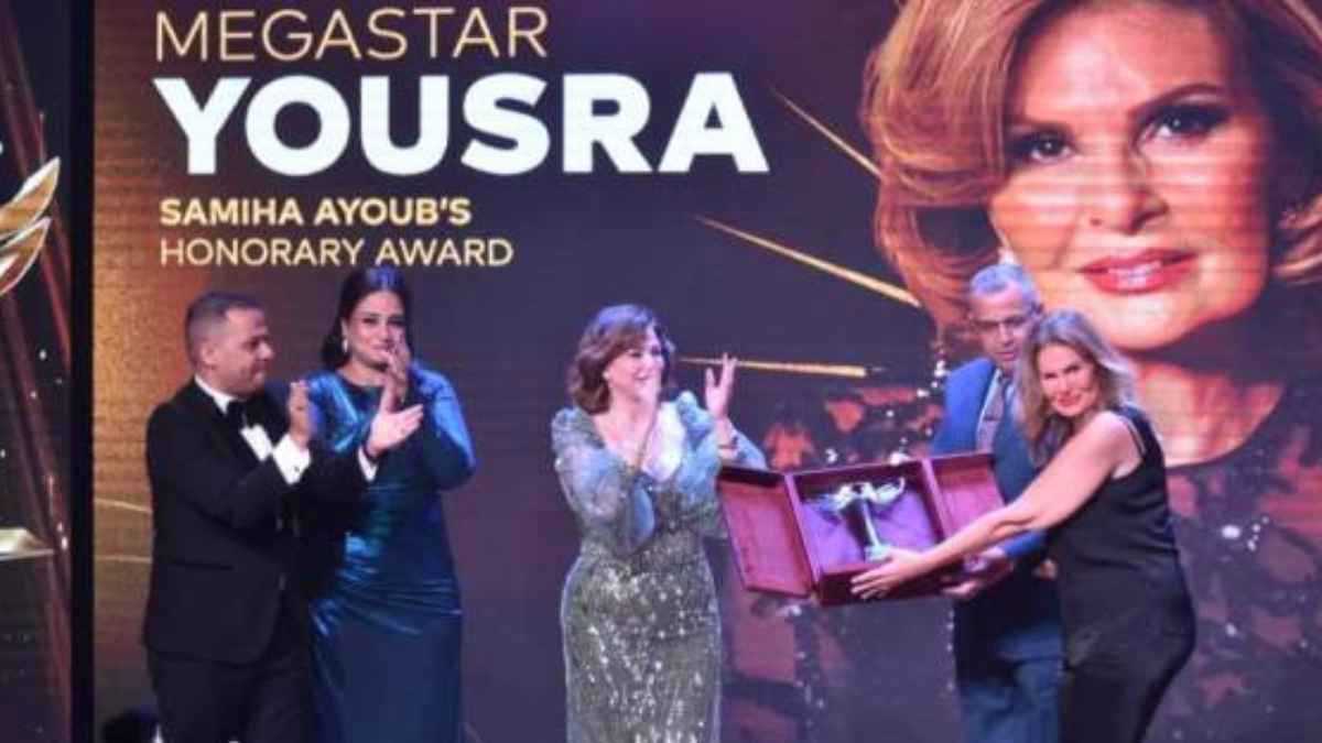 يسرا تثير الجدل في مهرجان شرم الشيخ للمسرح الشبابي