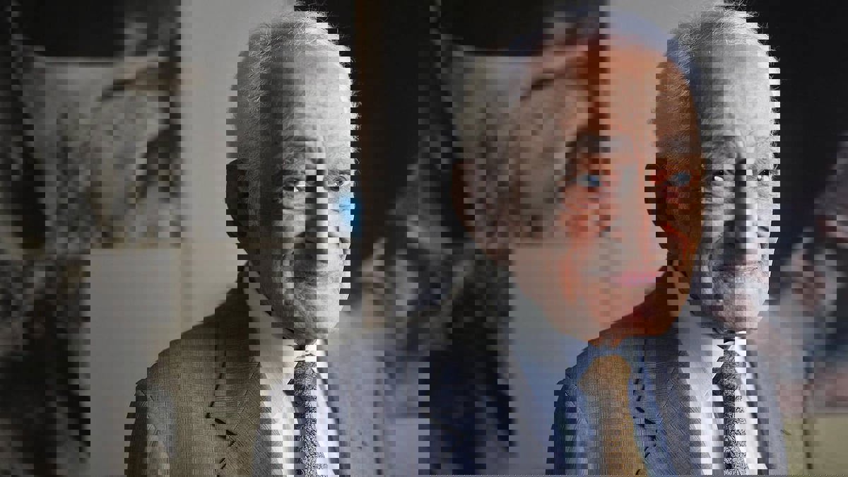 من هو عبد الرحمن مخلوف المدير الأسبق لدائرة تخطيط المدن في أبوظبي؟