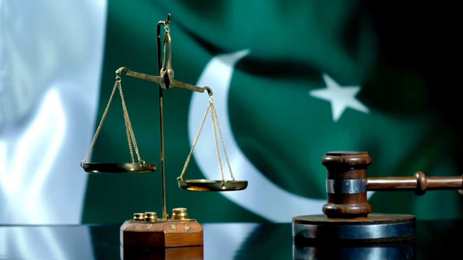 باكستان.. السجن المؤبد لصحفيين وصناع محتوى بتهمة العنف