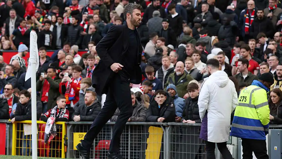 رقم جديد.. مايكل كاريك يكتب التاريخ مع مانشستر يونايتد