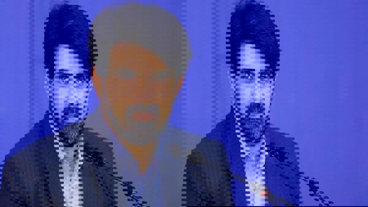 إيران: إصابة أحد رؤساء بلديات طهران في هجوم بسكين