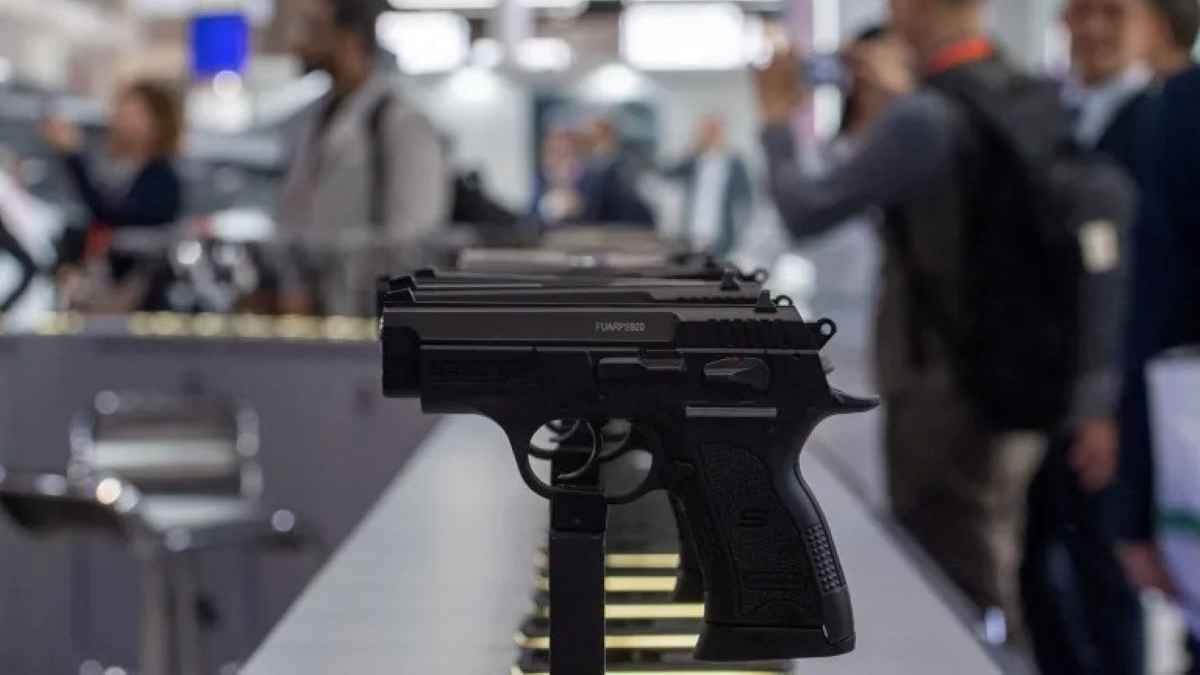 تنذر برفع معدل الجريمة.. المسدسات التركية "الرخيصة" تغزو أمريكا