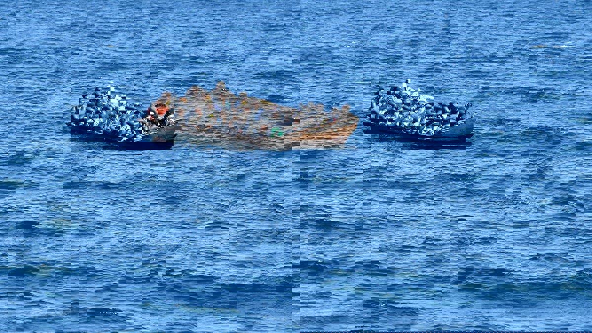 مقتل مهاجرين تونسيين وفقدان 5 في غرق مركب قبالة قابس
