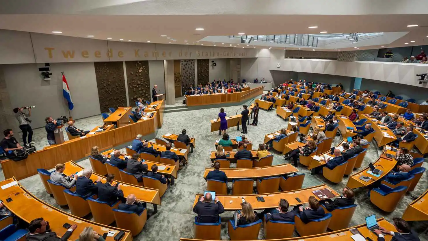 البرلمان الهولندي يقطع عطلته بسبب غزة