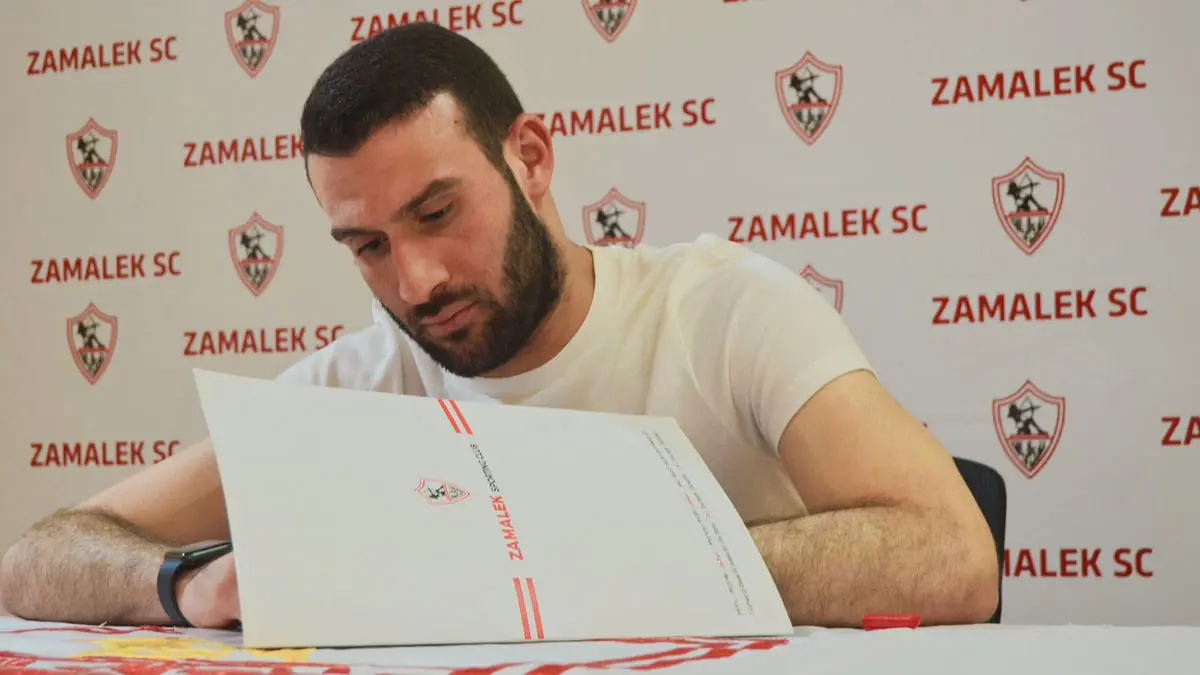 ''الجلسة انتهت بالصوت العالي".. شوبير يكشف كواليس فشل مفاوضات الزمالك مع فيوتشر لضم عمر كمال