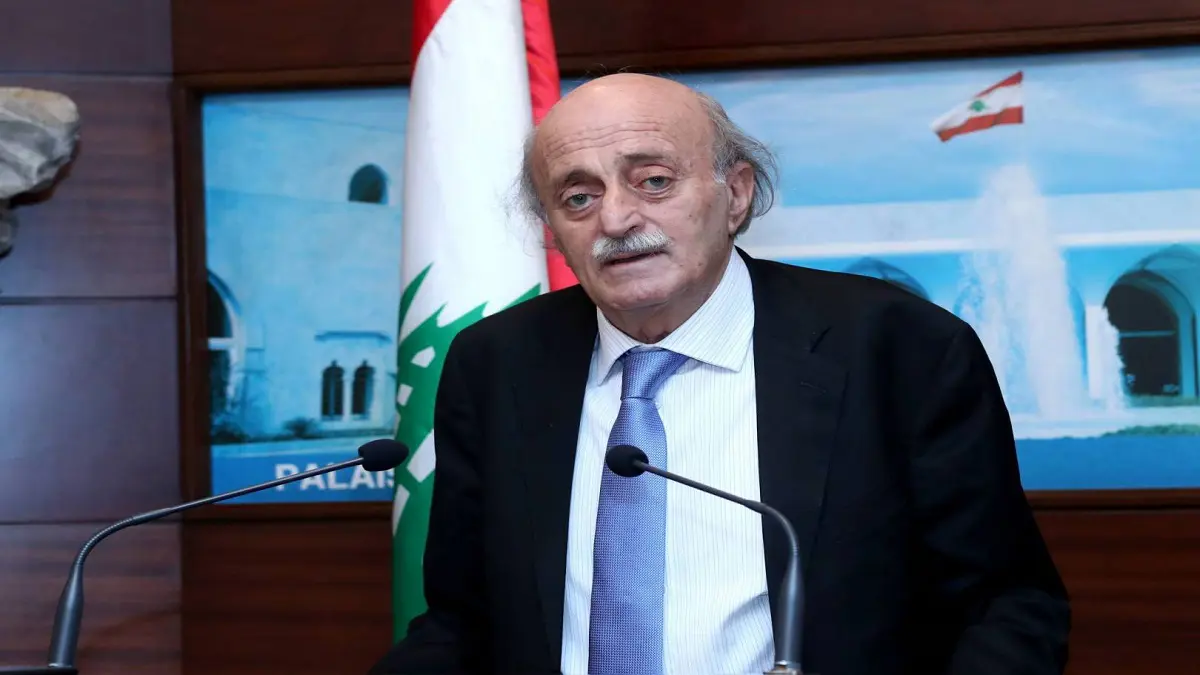 لبنان.. وزيرا جنبلاط باقيان في حكومة الحريري