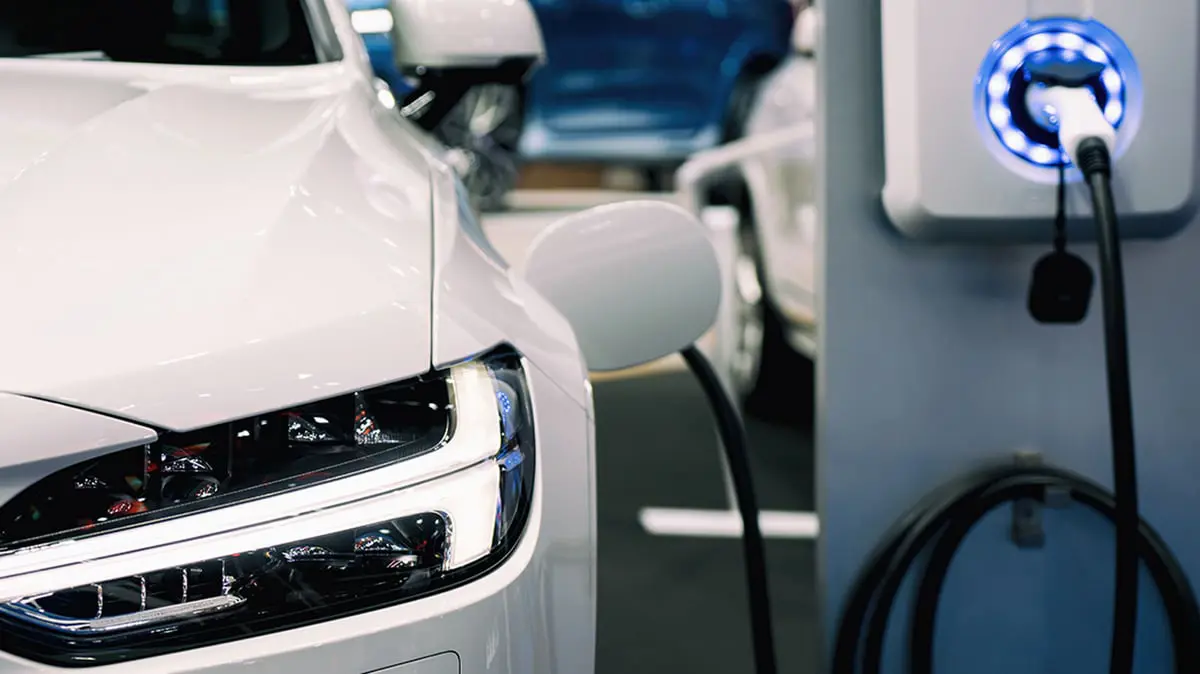 الحصاد التقني.. تطوير السيارات الكهربائية يخطو بتسارع في 2022