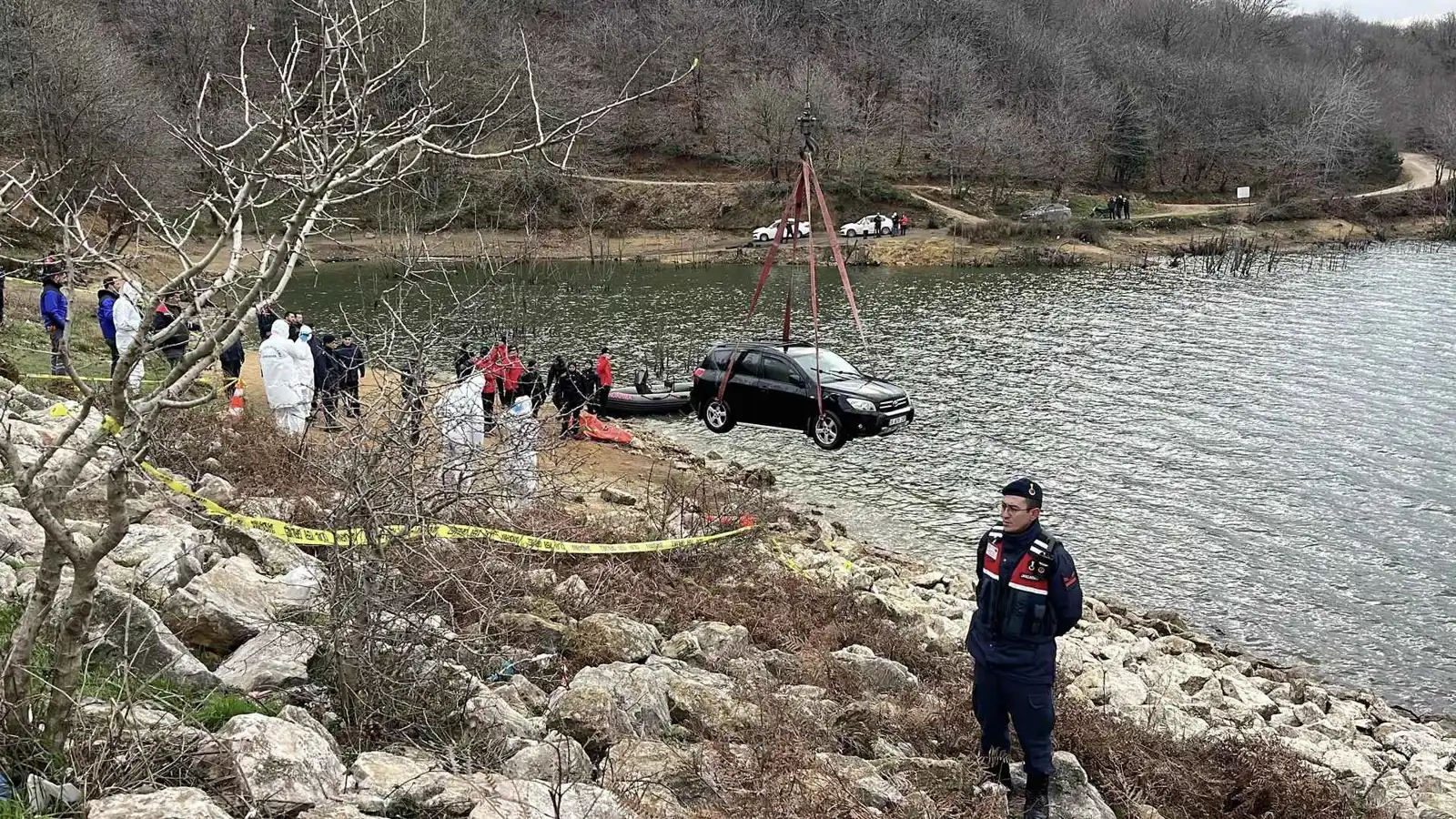تركيا.. انتشال جثة شابة من قاع بحيرة بعد وفاة غامضة (فيديو)
