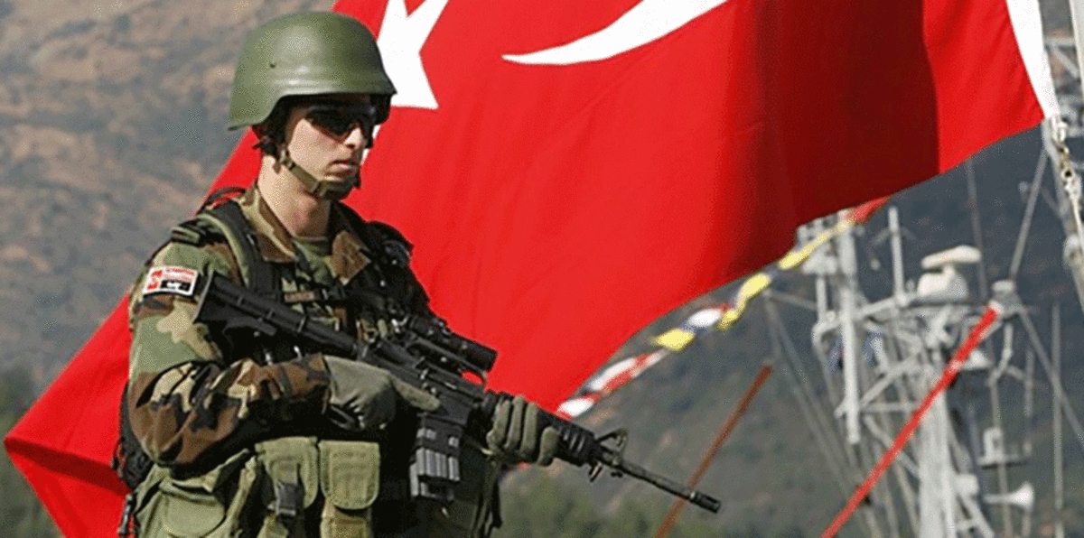 تركيا تقتل 35 مسلحًا كرديًا حاولوا اقتحام قاعدة عسكرية