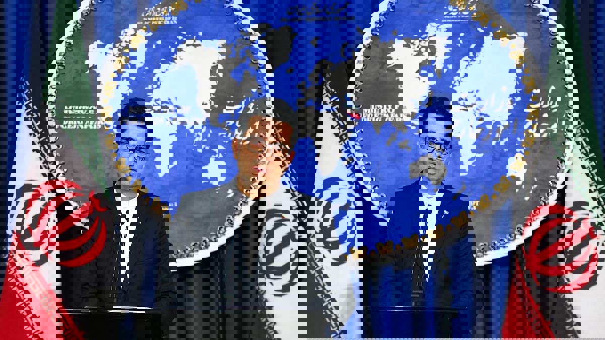 إيران تصف الضربات الأمريكية في العراق بـ"الخطيرة"‎