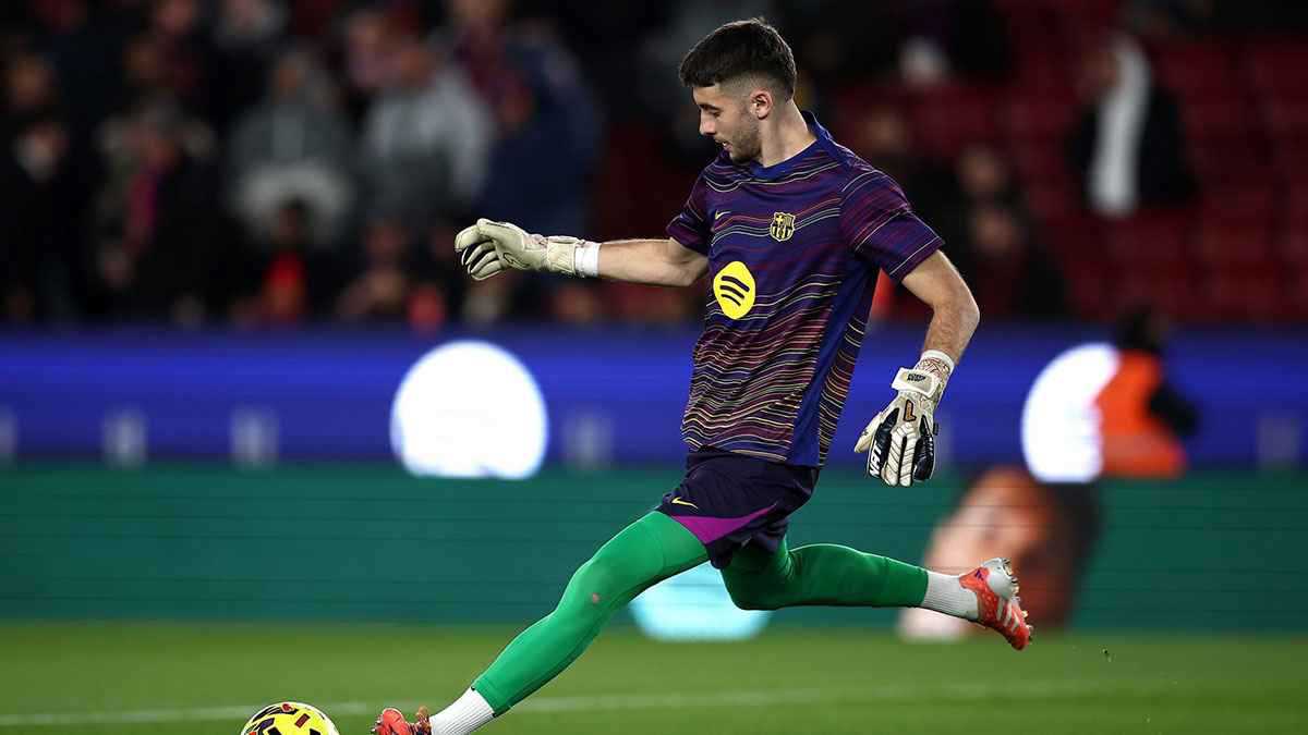 شِباك بطول 10 أمتار.. إجراء صارم لحماية حارس برشلونة في "ديربي كتالونيا" (صور) 