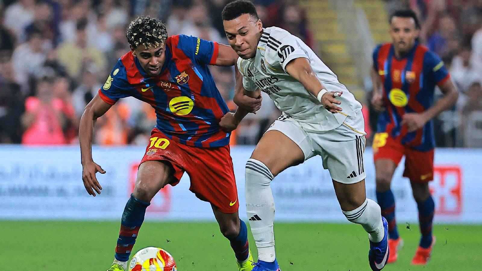 رغم عدم التسجيل.. تقييم مفاجئ للامين يامال أمام ريال مدريد