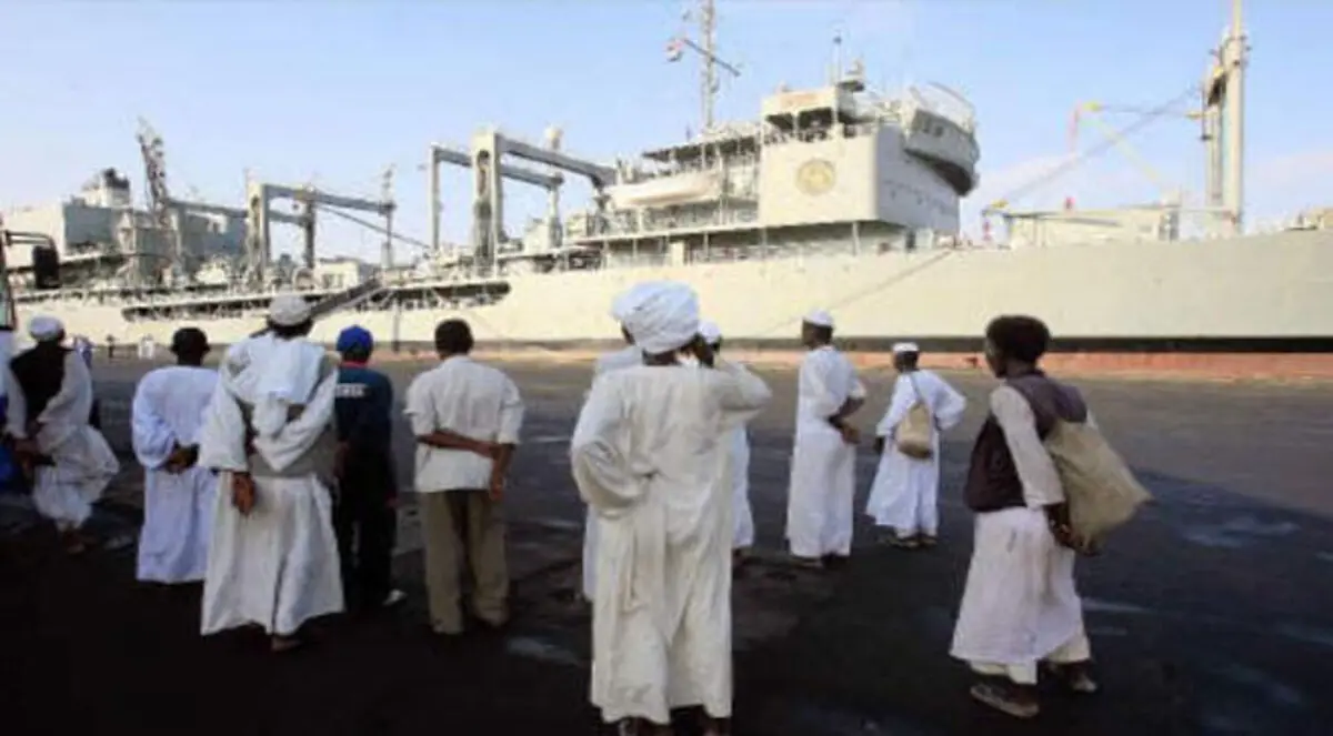سفينتان إيرانيتان ترسوان بميناء السودان