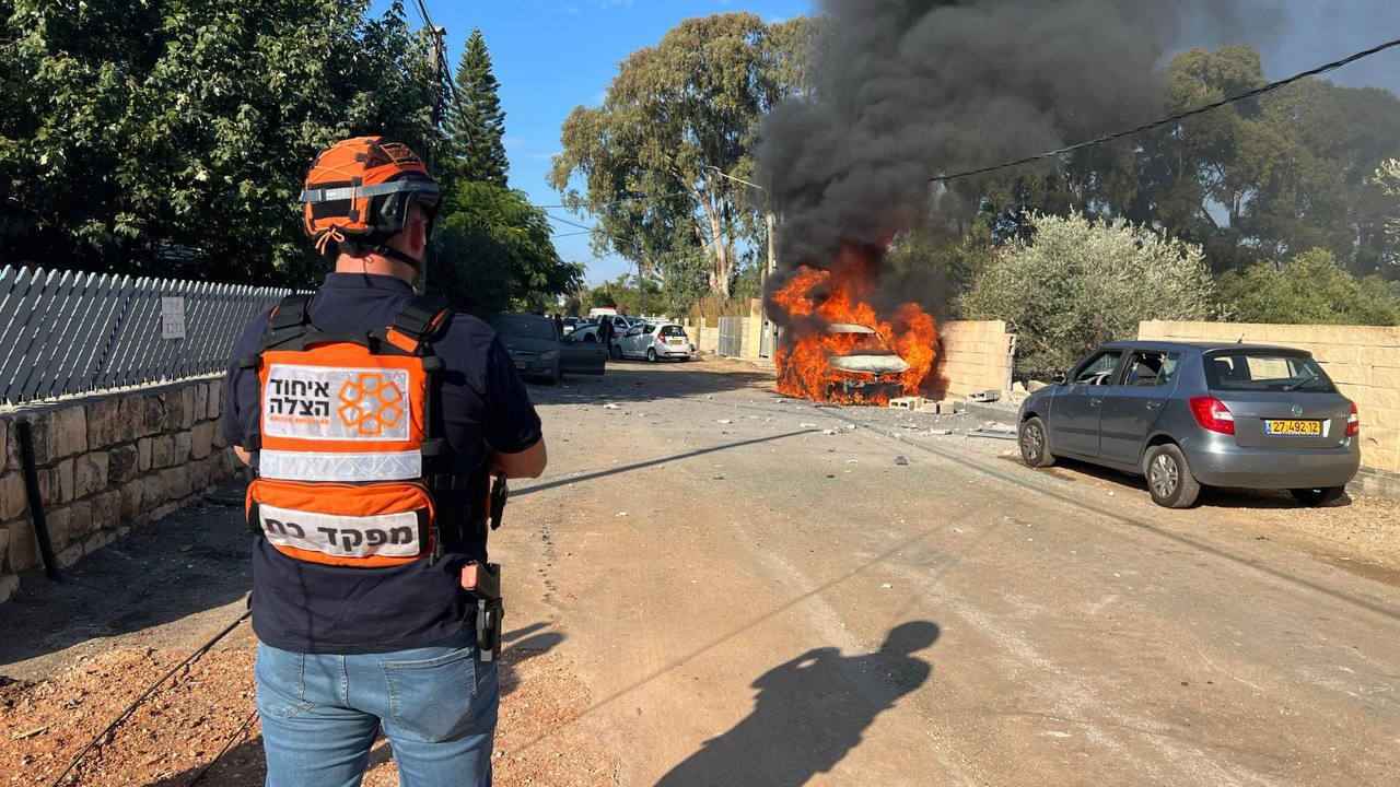 رئيس بلدية نهاريا يهاجم نتنياهو ويطلب "حماية" من الصواريخ (فيديو)