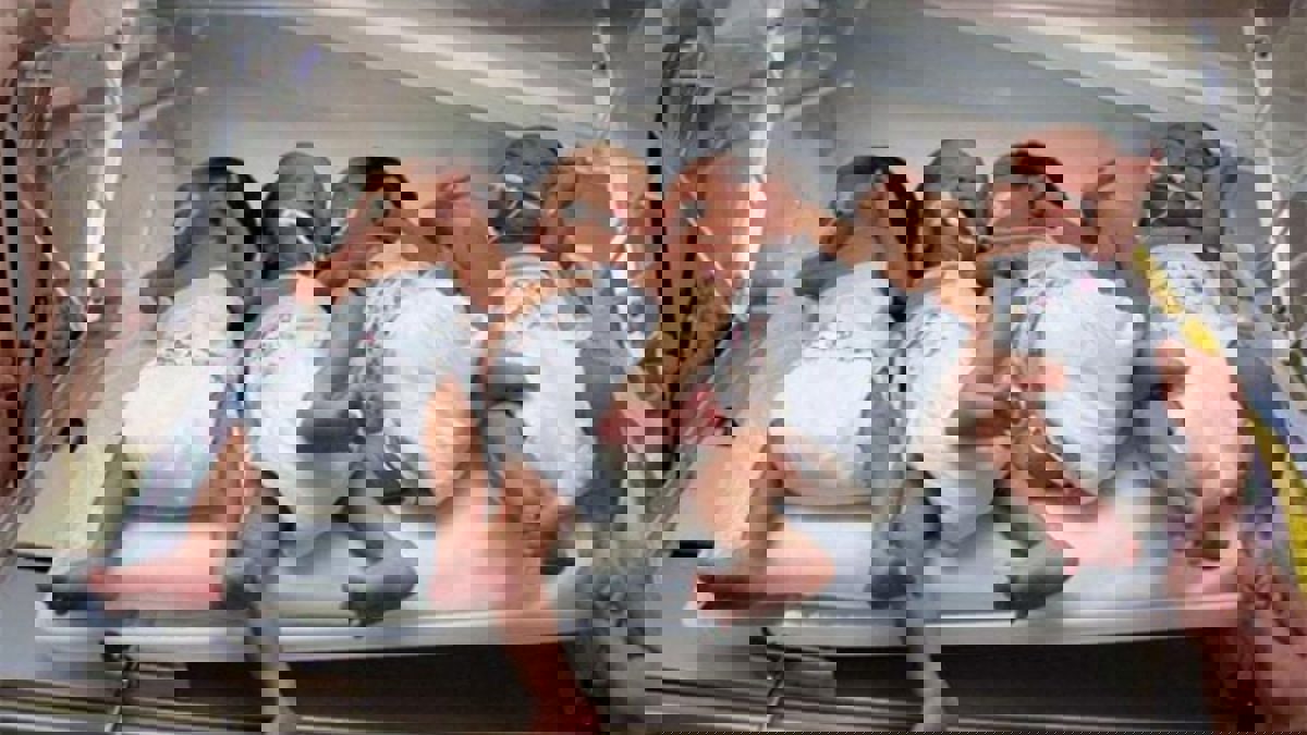 حاجّة سورية شابة تضع 4 توائم في مكة المكرمة (صورة)