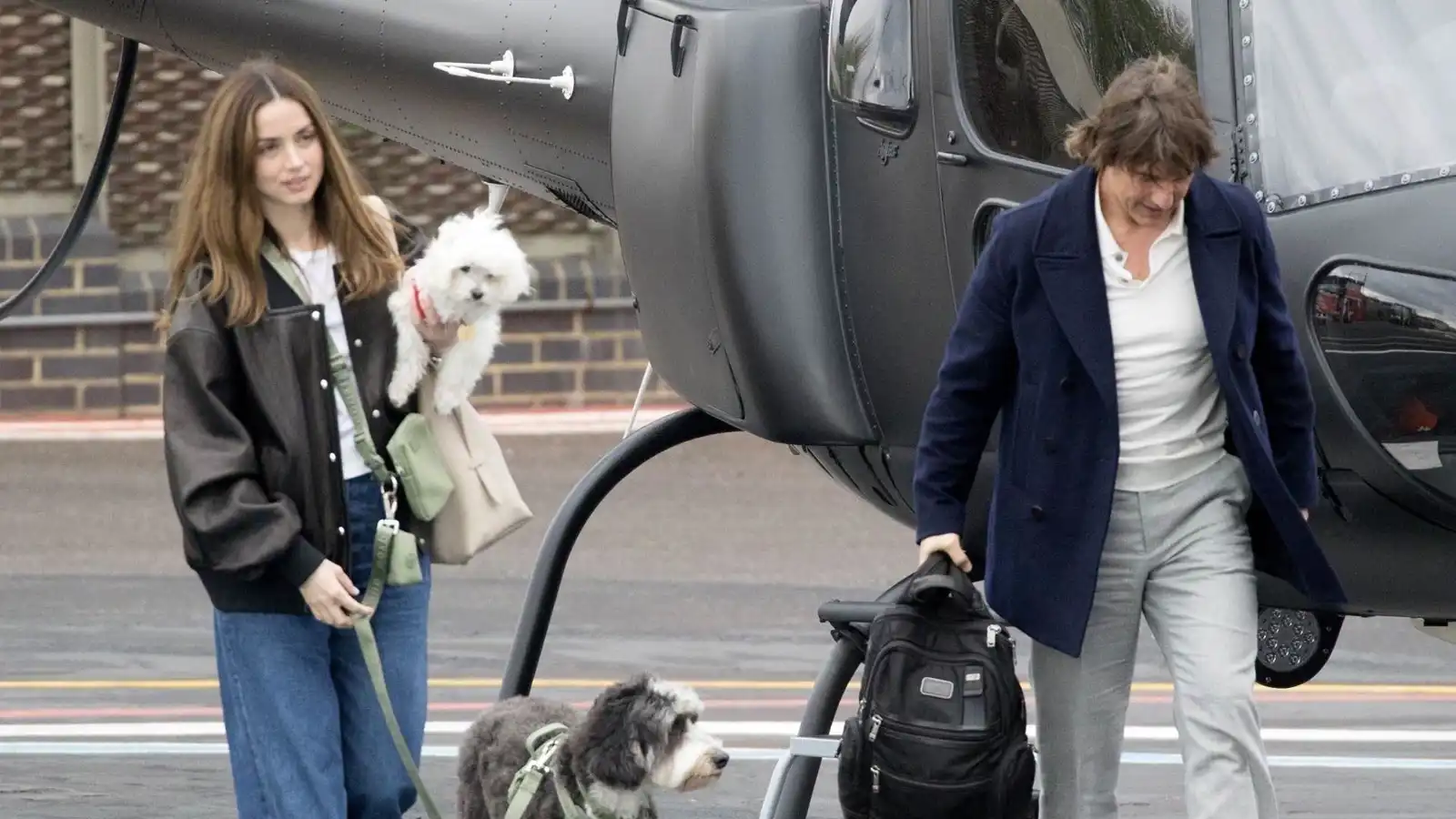 بعد أقل من عام.. توم كروز وآنا دي أرماس ينهيان علاقتهما العاطفية