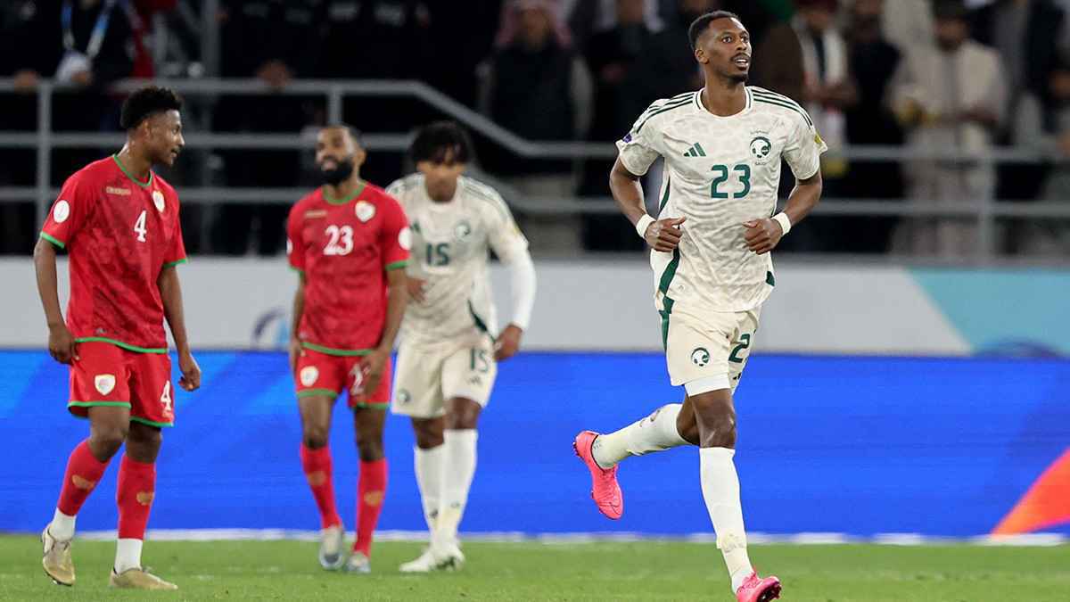 نجم الهلال يرعب رينارد قبل مواجهة الصين