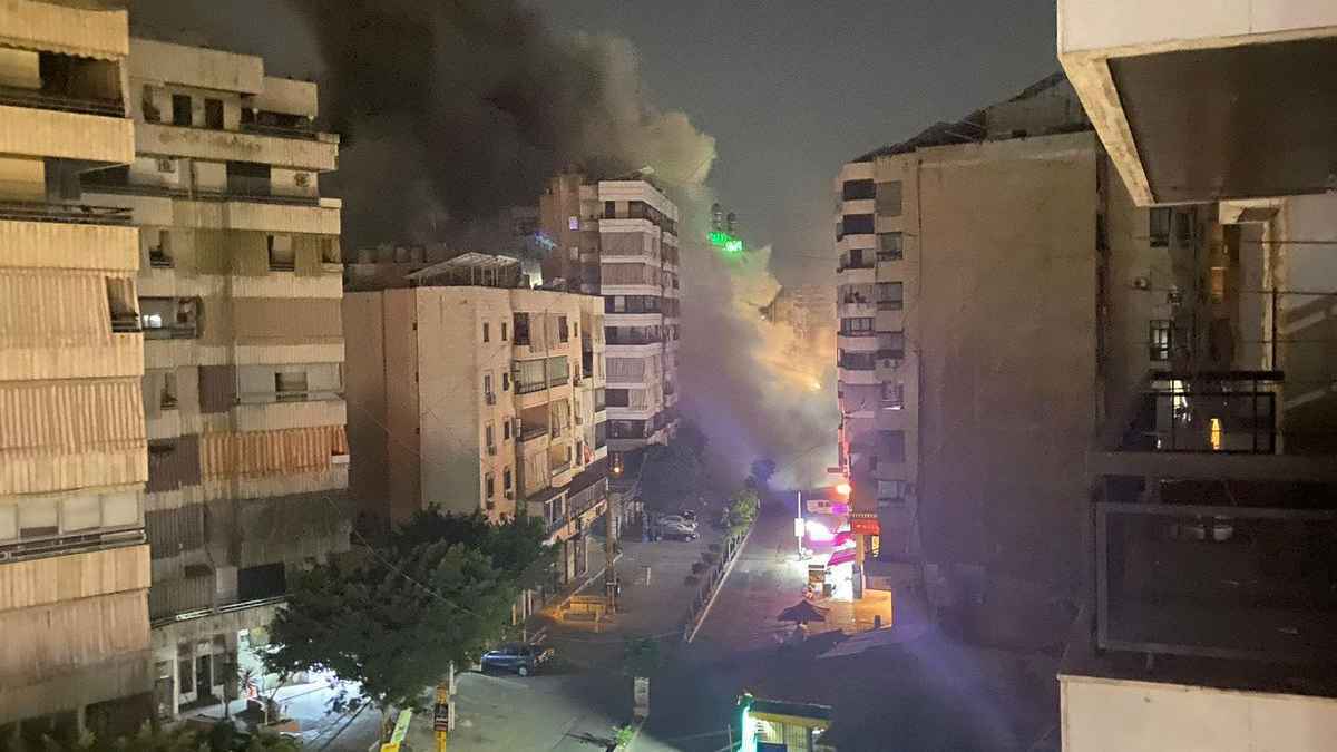 على وقع الغارات.. نزوح واسع من عين قانا بجنوب لبنان (فيديو)