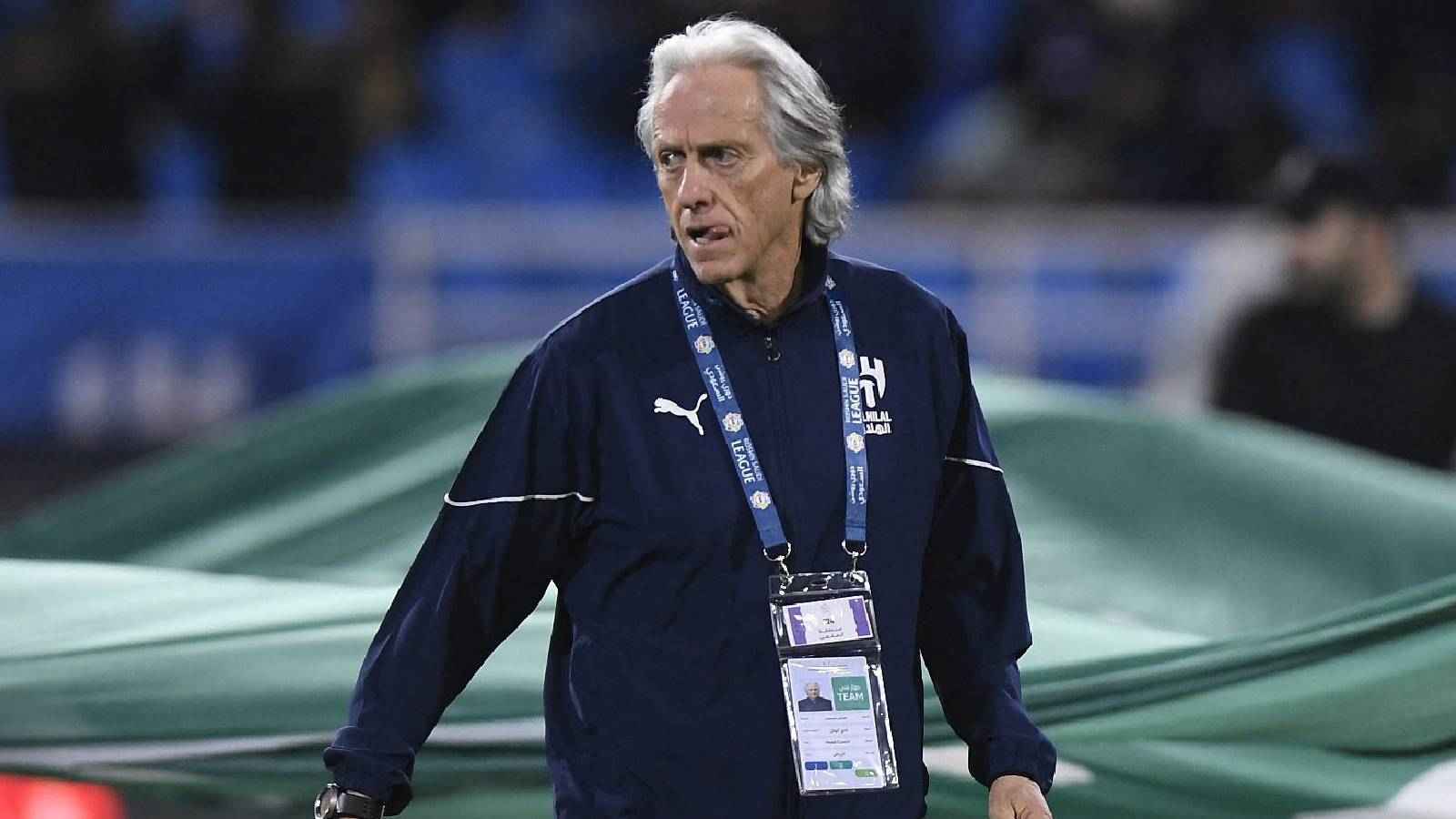 لماذا استبعد جيسوس نجم الهلال عن مواجهة الديربي أمام النصر؟