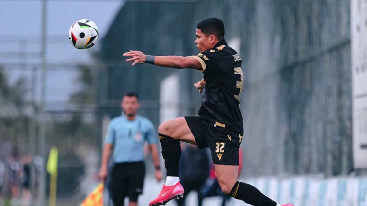 الأهلي فاوضه.. بيراميدز يزلزل الميركاتو المصري بـ"صفقة مدوية"