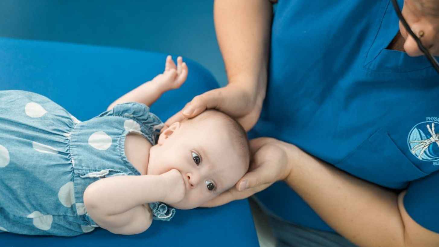 ما مخاطر "الطب الأستيوباثي" على الأطفال حديثي الولادة؟