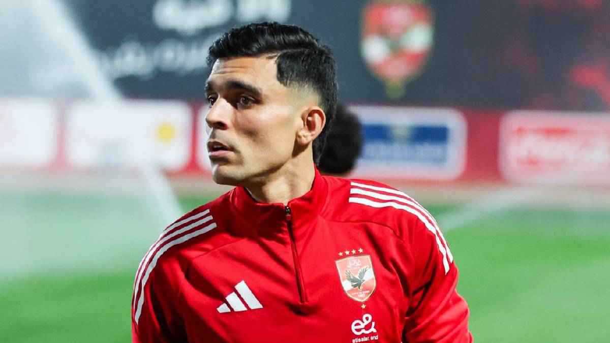 الأهلي المصري يوضح حقيقة معاقبة أشرف بن شرقي 