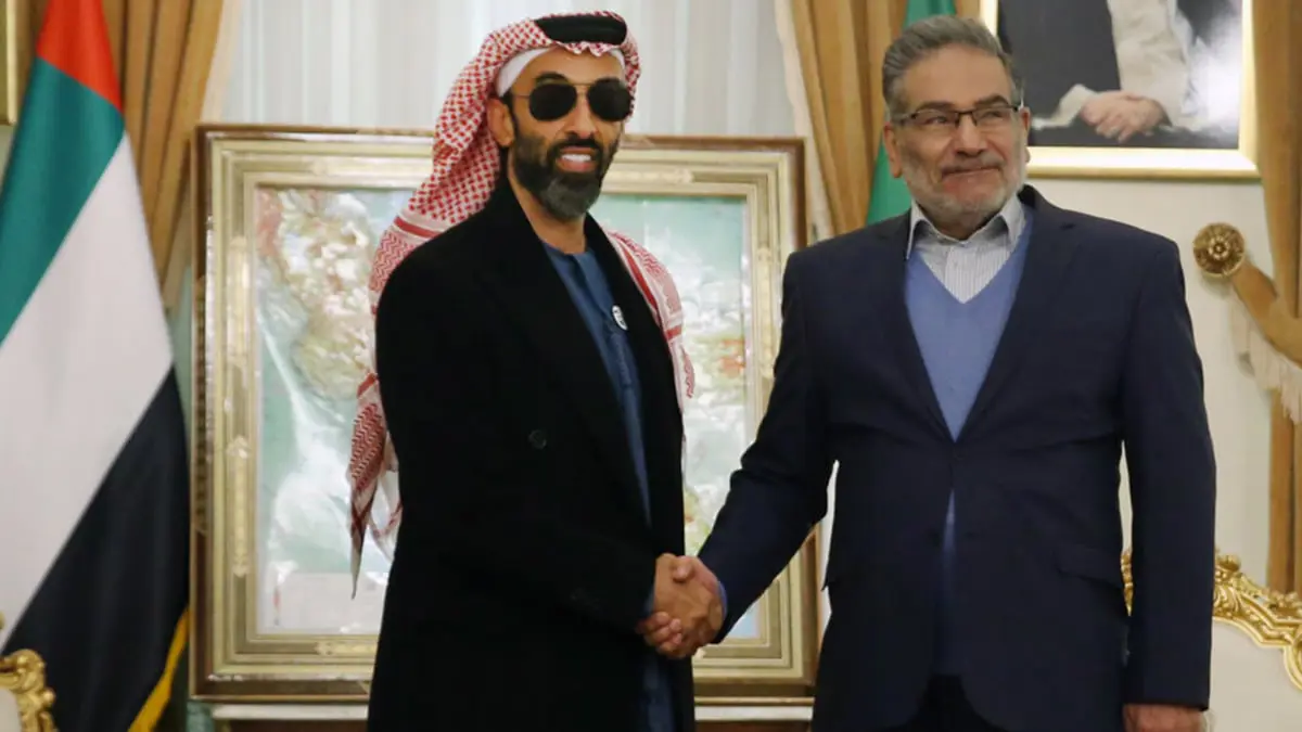 طحنون بن زايد يصل طهران