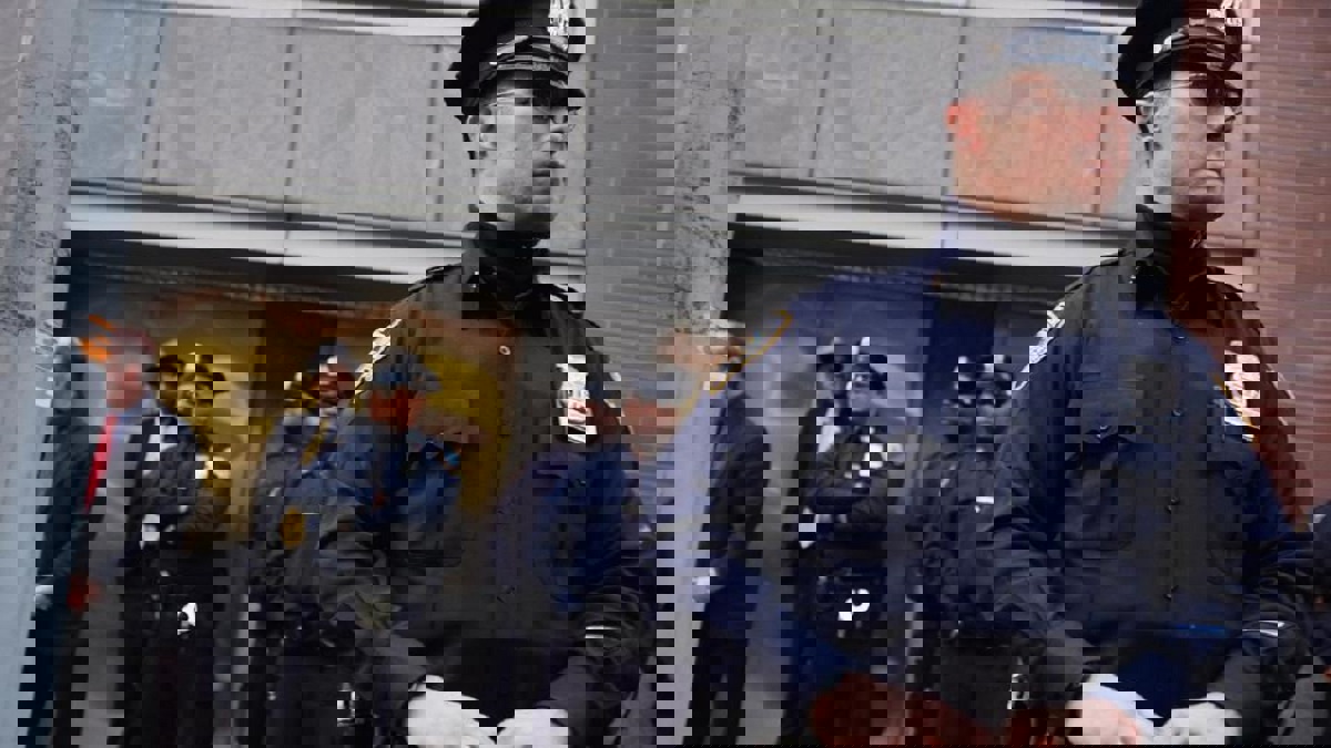 شرطة نيويورك: الرجل الذي أوقف في كاتدرائية "سانت باتريك" كان ينوي السفر إلى روما