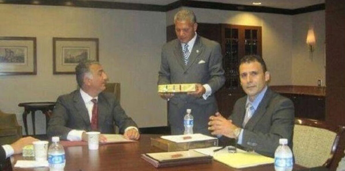 إيران تكشف هوية المعتقل الأمريكي المتهم بالتجسس (صور)